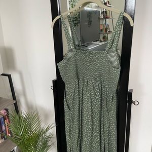 Old Navy Green White Floral Petite Pocket Midi Dress Sz MP